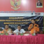 Perwakilan BPBD Lampung Selatan sedang memberikan arahan dalam acara sosislaiasi Program Pengurangan Resiko Bencana Berbasis Komunitas (PRBBK) di Desa Maja Kecamatan Kalianda